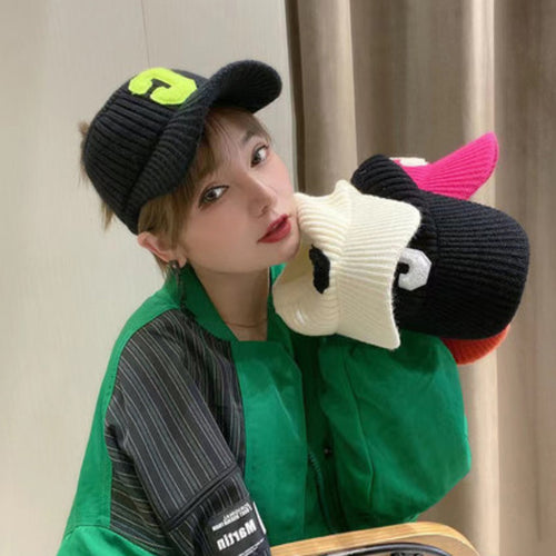 Süße gestrickte warme Baseballmütze