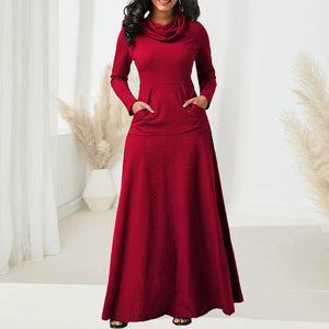 Monochrom Latz-Maxikleid