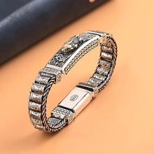 Laden Sie das Bild in den Galerie-Viewer, Glückliches drehbares Pixiu-Armband