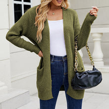 Laden Sie das Bild in den Galerie-Viewer, Mittellanger Einfarbiger Strickpullover