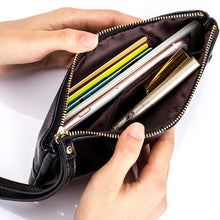 Laden Sie das Bild in den Galerie-Viewer, Modische Handytasche mit Lychee Muster