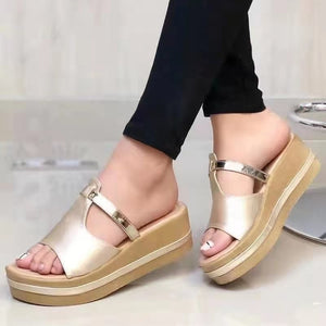 Beliebte Einfarbige Sandalen