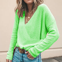 Laden Sie das Bild in den Galerie-Viewer, Eleganter Pullover mit V-Ausschnitt