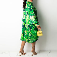 Laden Sie das Bild in den Galerie-Viewer, Modisches Hemdkleid mit Revers und Kordelzug