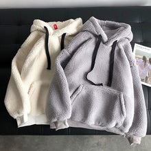 Laden Sie das Bild in den Galerie-Viewer, Sweatshirt aus Lammfleece