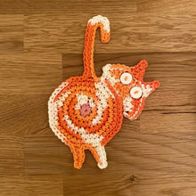 Laden Sie das Bild in den Galerie-Viewer, Süßer Katzenarsch Strickuntersetzer