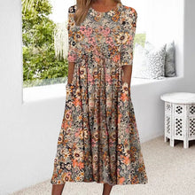 Laden Sie das Bild in den Galerie-Viewer, Bedrucktes Kleid mit Taschen und Rundhalsausschnitt