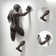 Laden Sie das Bild in den Galerie-Viewer, Dekorative Skulptur aus Harz