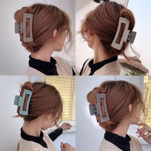 Laden Sie das Bild in den Galerie-Viewer, Klassische quadratische Haarkrallen