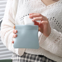 Laden Sie das Bild in den Galerie-Viewer, Kosmetiktasche aus PU-Leder