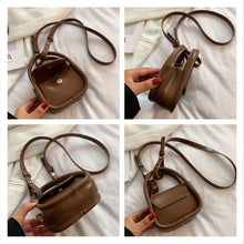 Laden Sie das Bild in den Galerie-Viewer, Mini-Kopfhörertasche aus einfarbigem Leder