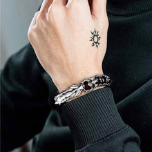 Laden Sie das Bild in den Galerie-Viewer, Modisches Gotisches Kielarmband