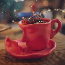 Laden Sie das Bild in den Galerie-Viewer, Kreative Exquisite Künstlerische Kuss-Kaffeetasse aus Keramik