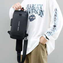 Laden Sie das Bild in den Galerie-Viewer, Lässige Multifunktionale Diebstahlsichere Brusttasche für Herren