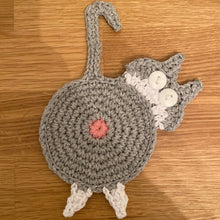 Laden Sie das Bild in den Galerie-Viewer, Süßer Katzenarsch Strickuntersetzer