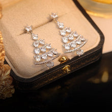 Laden Sie das Bild in den Galerie-Viewer, Hochwertige Weihnachtsbaum Ohrringe