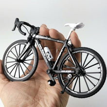 Laden Sie das Bild in den Galerie-Viewer, Fahrradlegierung Modell Ornament
