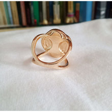 Laden Sie das Bild in den Galerie-Viewer, Einfache Elegante Seidenschalschnalle