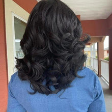Laden Sie das Bild in den Galerie-Viewer, Kurze Mittlere Gewellte Damenperücke