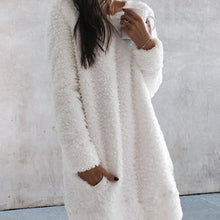 Laden Sie das Bild in den Galerie-Viewer, Einfarbiges, warmes Kleid mit Rundhalsausschnitt