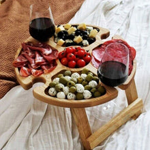 Laden Sie das Bild in den Galerie-Viewer, Klappbarer Picknicktisch aus Holz