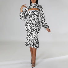 Laden Sie das Bild in den Galerie-Viewer, Zweiteiliges Leopardenkleid mit Rüschen