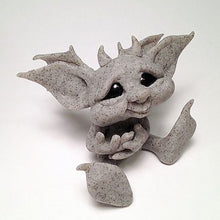 Laden Sie das Bild in den Galerie-Viewer, Süße Kobold Gartendekoration