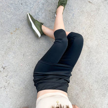 Laden Sie das Bild in den Galerie-Viewer, Einfarbige Lässige Yogahose mit Seitentaschen