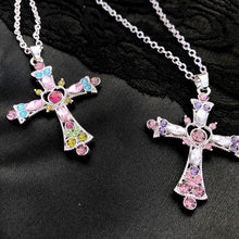 Laden Sie das Bild in den Galerie-Viewer, Farbige Kreuz-Halskette Aus Kristall