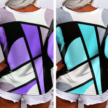 Laden Sie das Bild in den Galerie-Viewer, Lässiges Damen-T-Shirt mit V-Ausschnitt und geometrischem Aufdruck