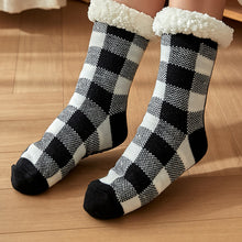 Laden Sie das Bild in den Galerie-Viewer, Damen Karierte Samtschlafsocken für Herbst und Winter