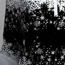 Laden Sie das Bild in den Galerie-Viewer, Hoodie mit Schneeflockenprint und Reißverschluss