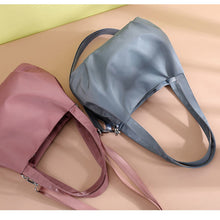 Laden Sie das Bild in den Galerie-Viewer, Leichte vielseitige lässige Schultertasche aus Nylon