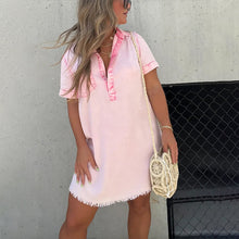 Laden Sie das Bild in den Galerie-Viewer, Jeanskleid mit Fransensaum