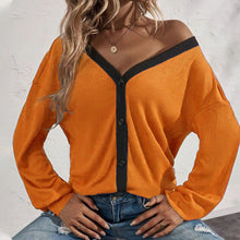 Laden Sie das Bild in den Galerie-Viewer, Strickjacke mit V-Ausschnitt und langen Ärmeln