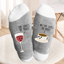 Laden Sie das Bild in den Galerie-Viewer, Socken in den Farben von Weihnachten