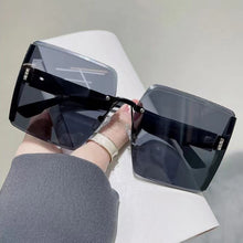 Laden Sie das Bild in den Galerie-Viewer, Modische Quadratische Sonnenbrille