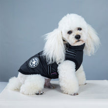 Laden Sie das Bild in den Galerie-Viewer, Wasserdichte Winterjacke für Hunde