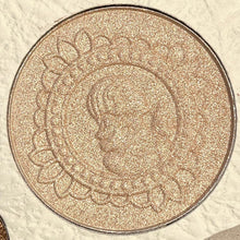 Laden Sie das Bild in den Galerie-Viewer, Unbeirrbare Gelübde-Lidschatten-Palette