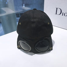 Laden Sie das Bild in den Galerie-Viewer, Personalisierte und modische Schirmmütze