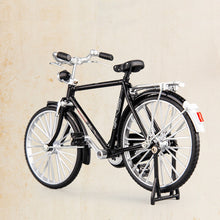 Laden Sie das Bild in den Galerie-Viewer, Simulierte Fahrrad-Dekoration aus Legierung