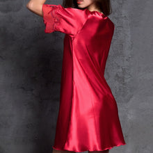 Laden Sie das Bild in den Galerie-Viewer, Sommer-Nachthemd aus Eisseide für Damen