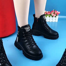 Laden Sie das Bild in den Galerie-Viewer, Warme Lederstiefel für Damen