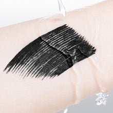 Laden Sie das Bild in den Galerie-Viewer, Wasserfeste und wischfeste Wimperntusche aus Metallflasche