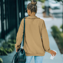 Laden Sie das Bild in den Galerie-Viewer, Einfarbiges Sweatshirt mit Revers und Reißverschluss