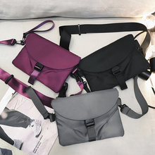 Laden Sie das Bild in den Galerie-Viewer, Einfache Brusttasche