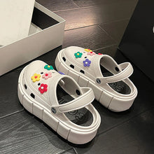 Laden Sie das Bild in den Galerie-Viewer, Atmungsaktive Plateausandalen mit Blumenmuster für Damen