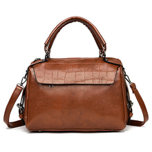 Laden Sie das Bild in den Galerie-Viewer, Krokodildruck Damen Umhängetasche