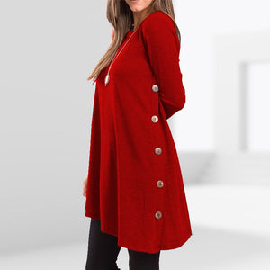 Kleid mit seitlichen Knöpfen