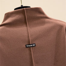 Laden Sie das Bild in den Galerie-Viewer, Fleece T-Shirt mit halbhochen Rollkragen